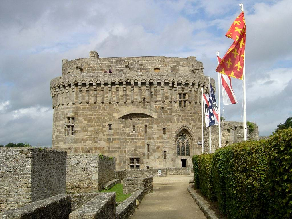 Château-Musée de Dinan - CC -BY-SA 3.0.jpg